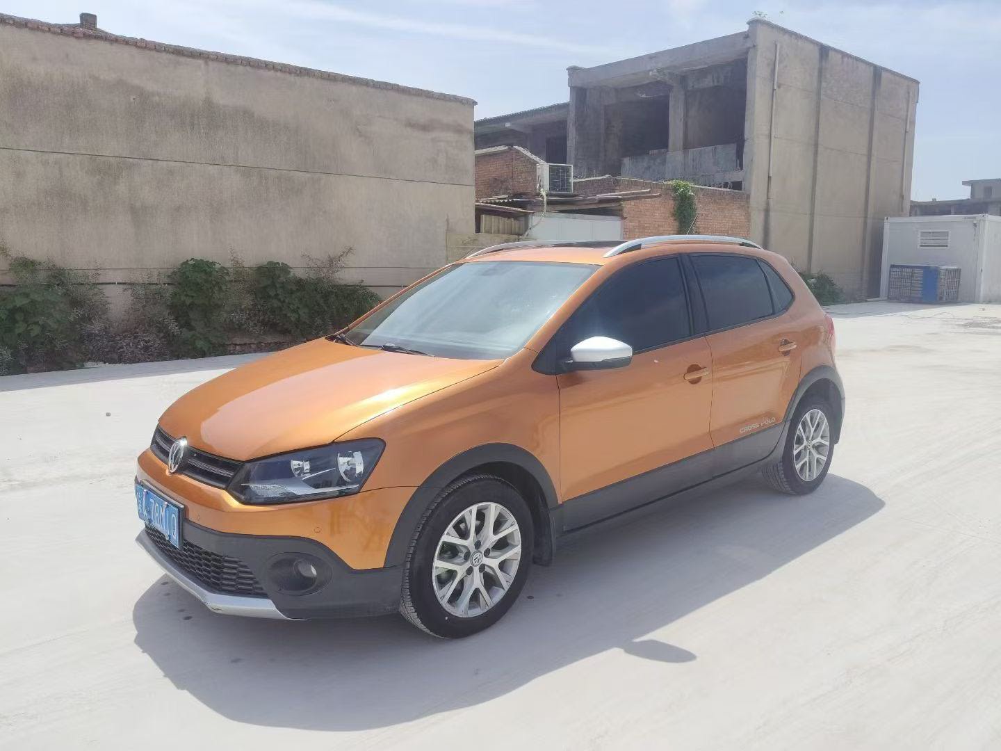 Volkswagen Polo 2016 car image 