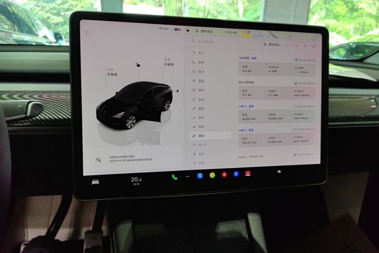 Tesla Model Y 2022 #13 Tesla Model Y 2022 car image #13