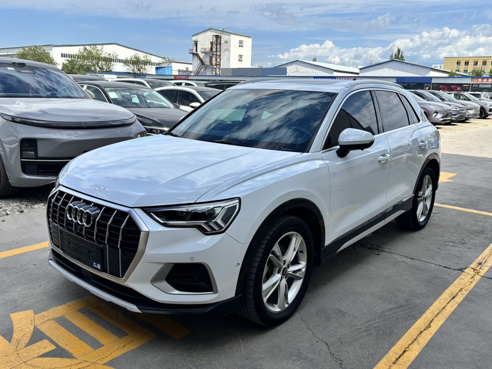 2022 2022 car image