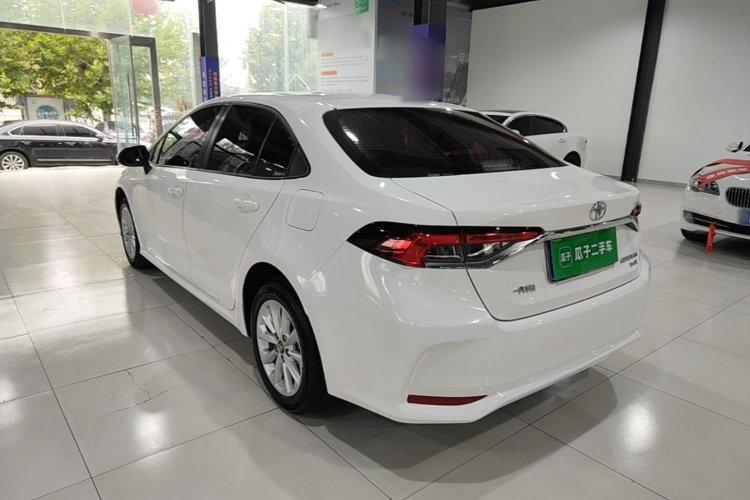 Toyota Corolla 2021 immagine di auto #5