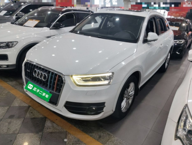 Audi Q3 2016 Audi Q3 2016 immagine di auto