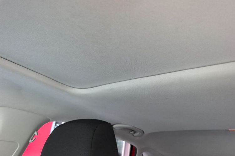 Volkswagen Polo 2017 car image #18