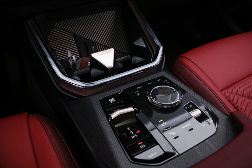BMW X3 2026 #7 BMW X3 2026 car image #7