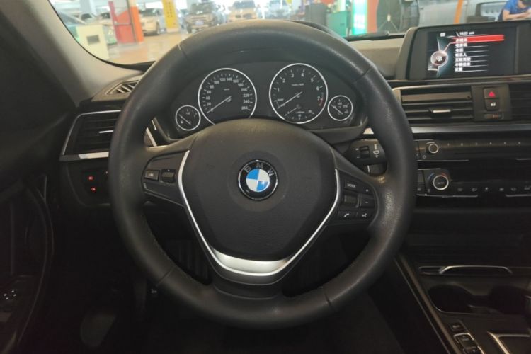 BMW 3 Series 2016 #11 BMW 3 Series 2016 car image #11