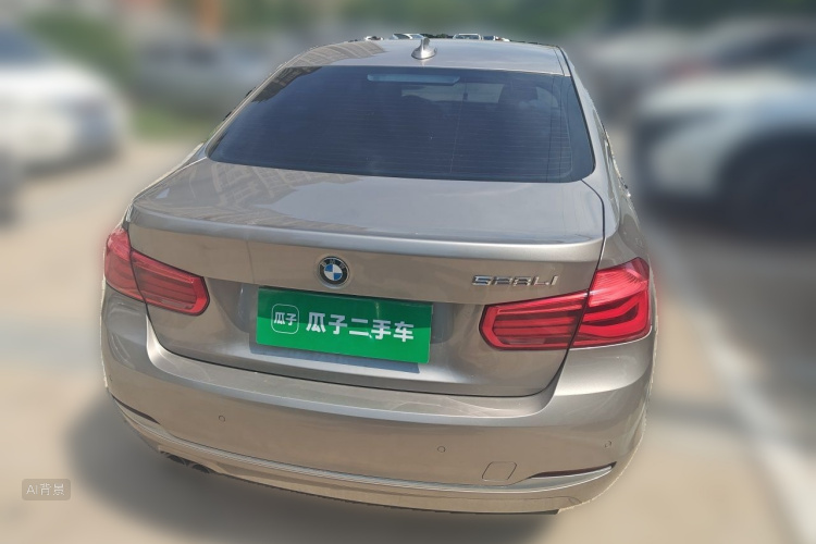 BMW 3 Series 2019 car image #6