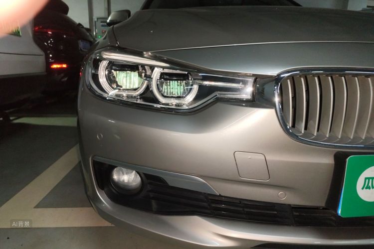 BMW 3 Series 2018 car image #8