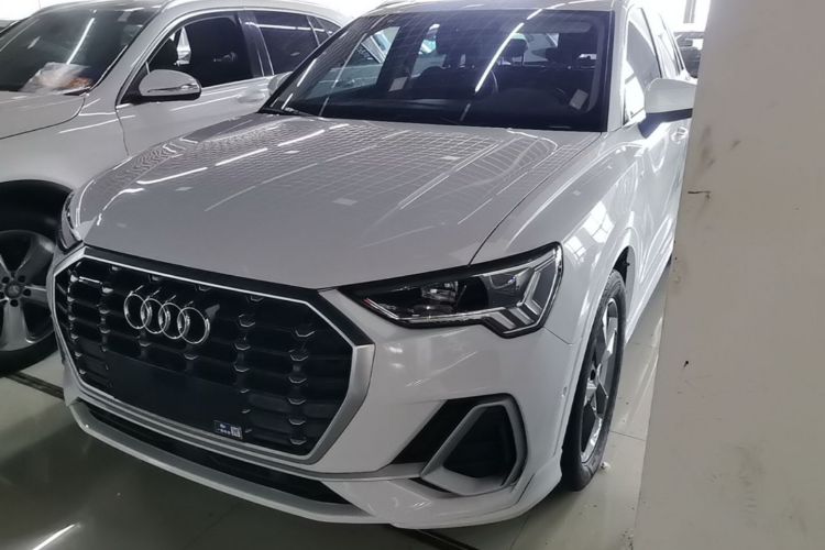 Audi Q3 2020 #2 Audi Q3 2020 car image #2