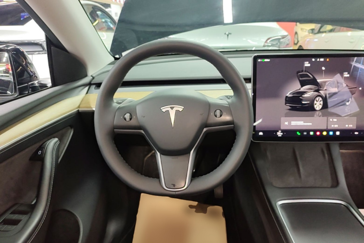 Tesla Model Y 2022 #11 Tesla Model Y 2022 immagine di auto #11