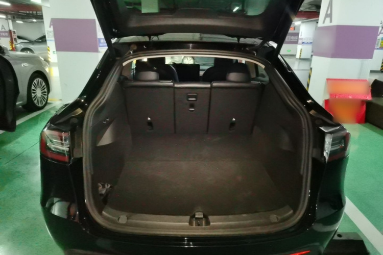 Tesla Model Y 2022 #19 Tesla Model Y 2022 car image #19
