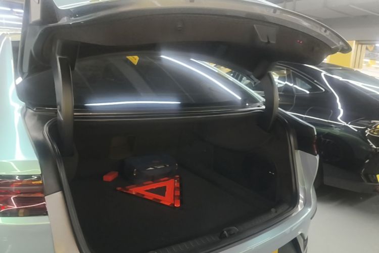 BYD Han 2022 immagine di auto #19