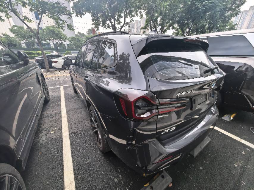 BMW X3 2024 car image #4