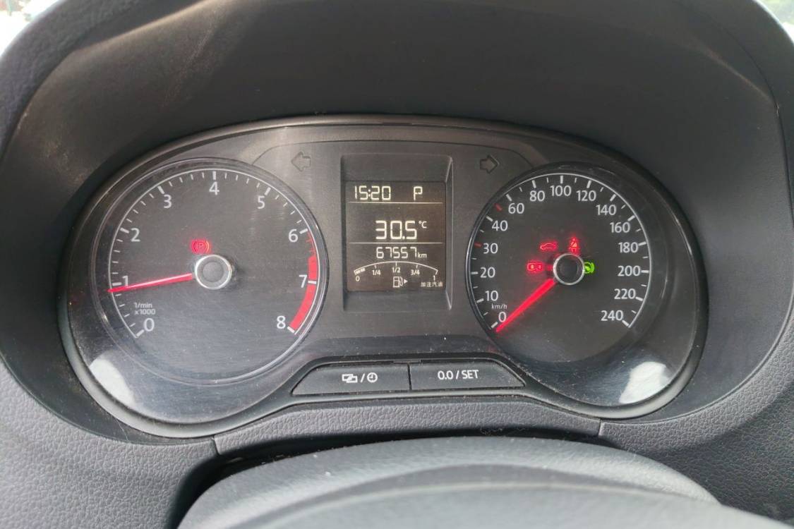 Volkswagen Polo 2017 immagine di auto #24