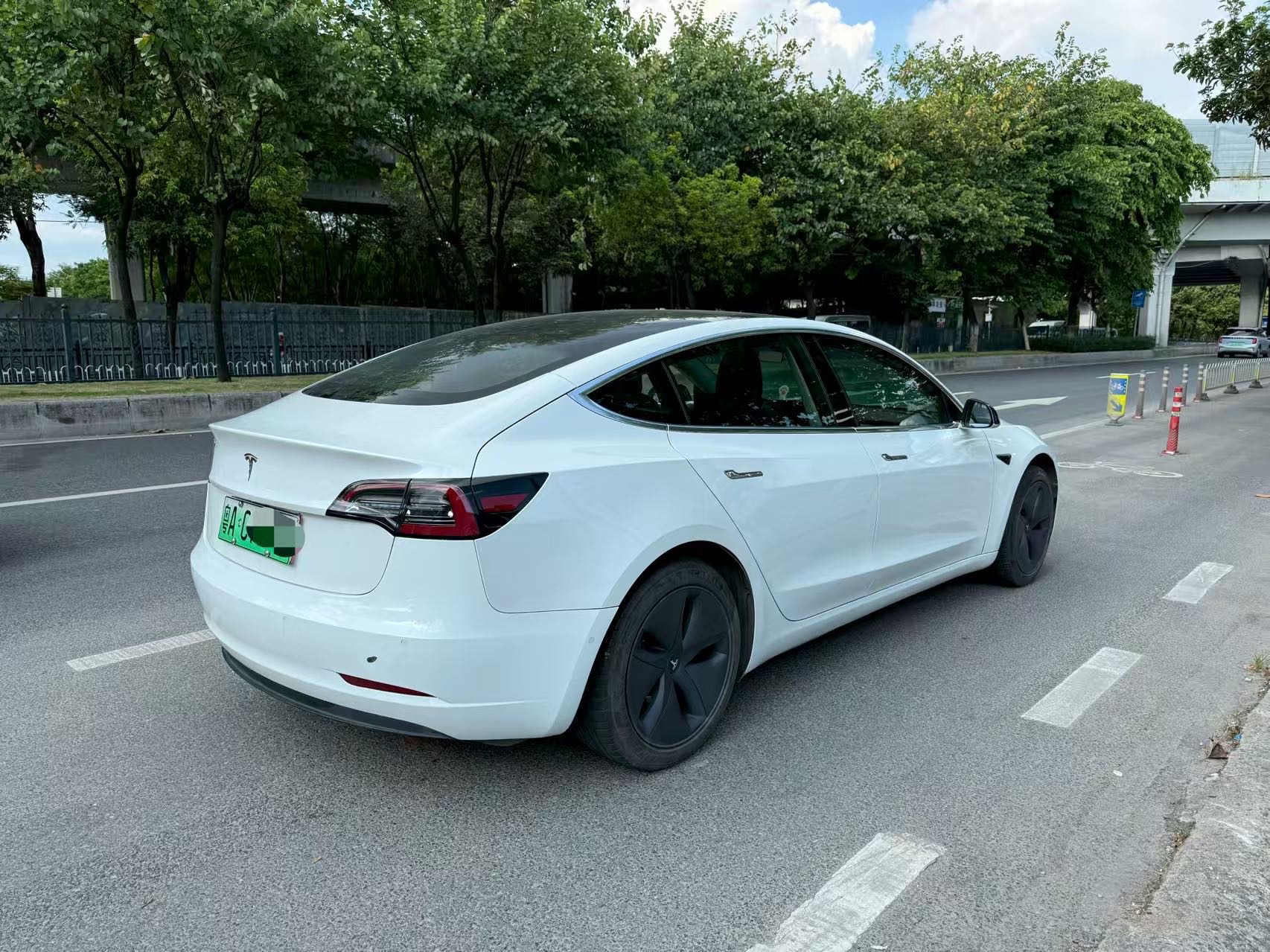 Tesla Model 3 (Imported) 2019 #5 Tesla Model 3 (Imported) 2019 car image #5