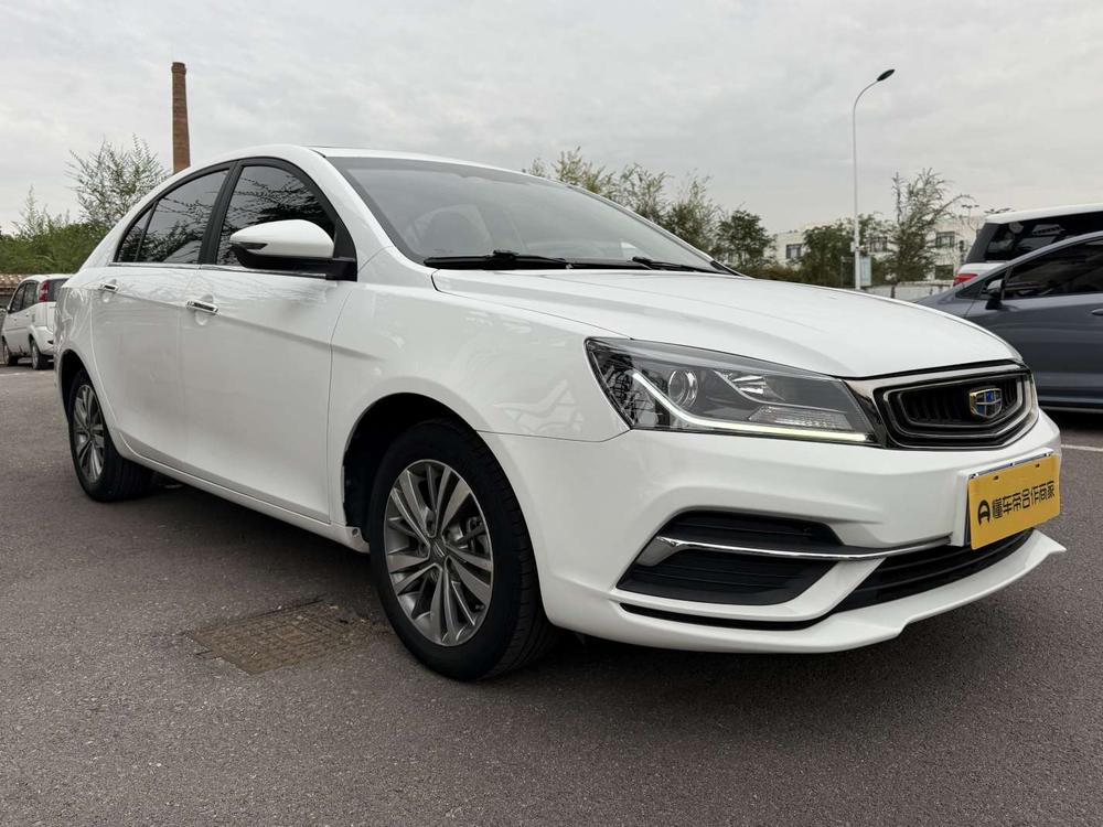 GEELY Emgrand 2018 car image #3