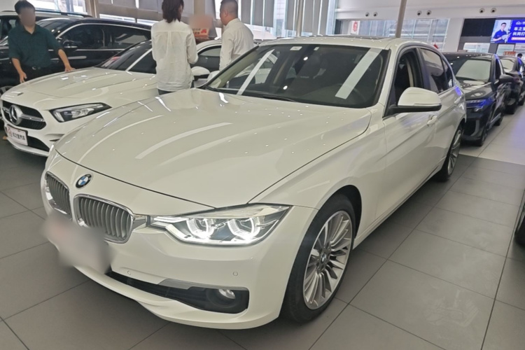 BMW 3 Series 2019 #2 BMW 3 Series 2019 immagine di auto #2