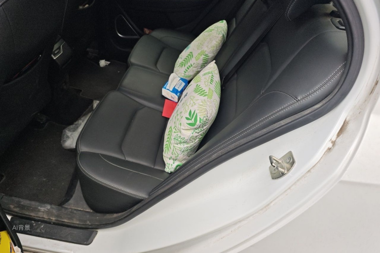 GEELY Emgrand 2019 #19 GEELY Emgrand 2019 car image #19