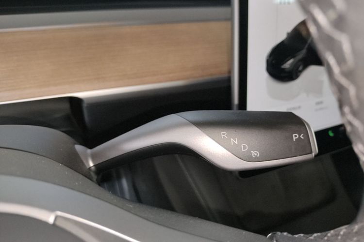 Tesla Model 3 2022 immagine di auto #14