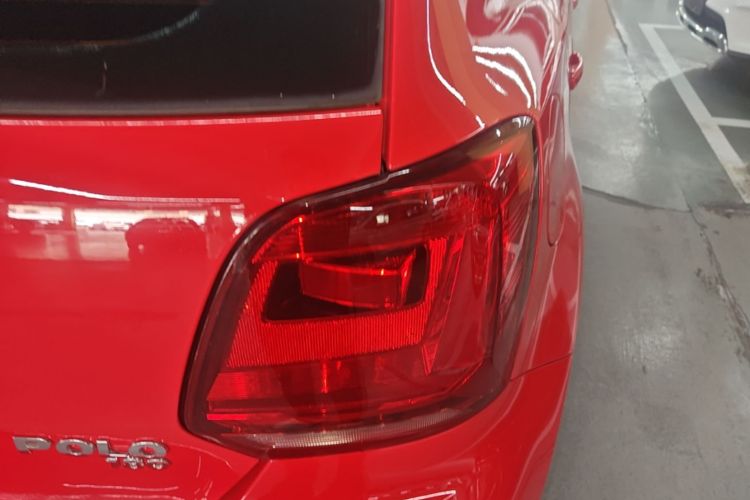 Volkswagen Polo 2016 car image #8