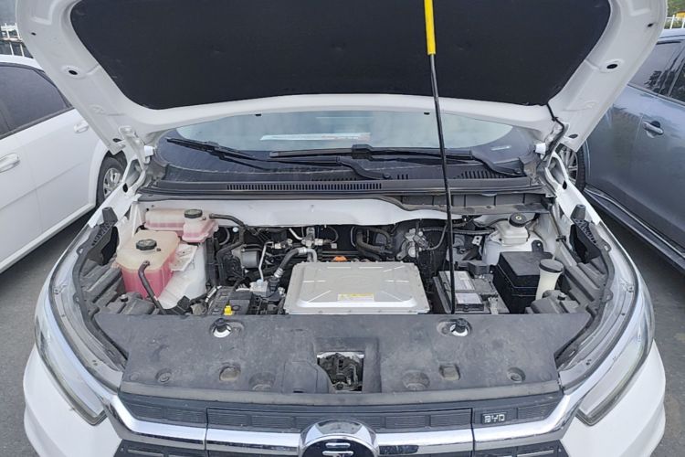 BYD Yuan New Energy 2020 car image #20