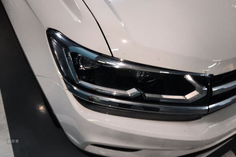 Volkswagen Tharu 2020 car image #8