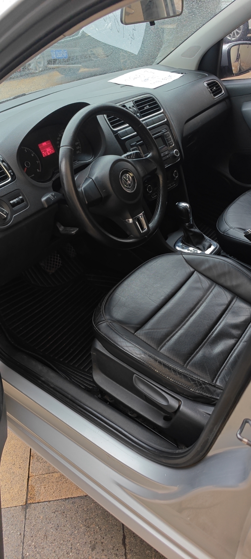 Volkswagen Polo 2012 #7 Volkswagen Polo 2012 изображение автомобиля #7