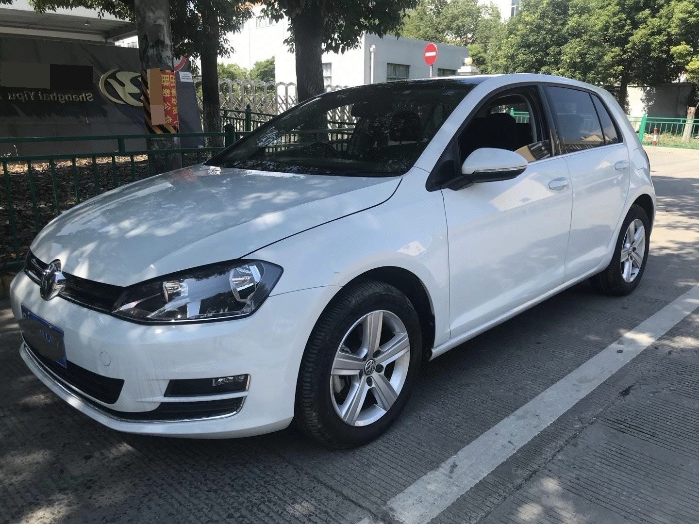 Volkswagen Golf 2016 car image 