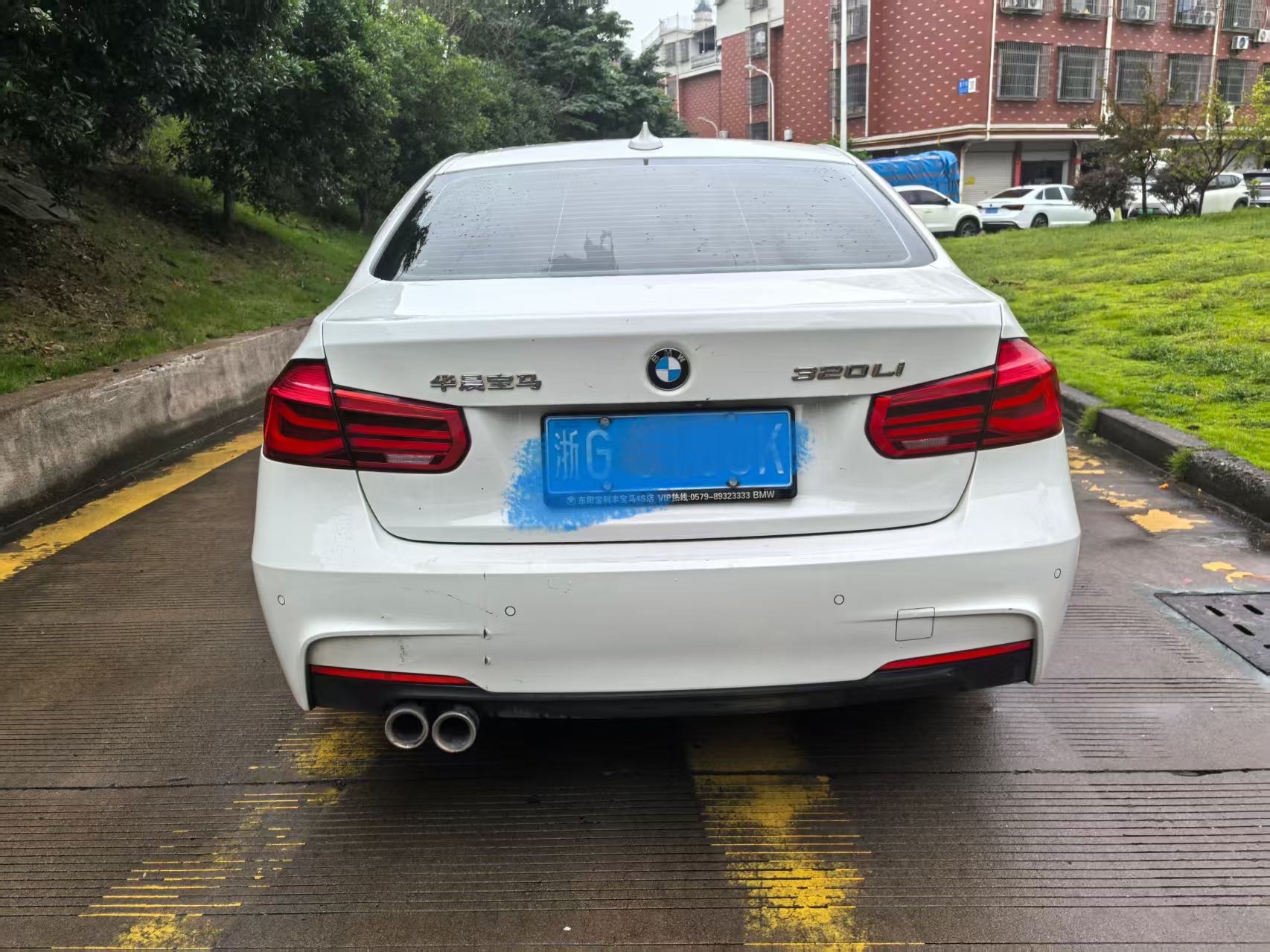 BMW 3 Series 2019 car image #2