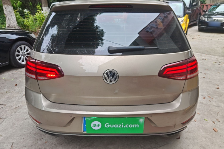 Volkswagen Golf 2019 #4 Volkswagen Golf 2019 car image #4