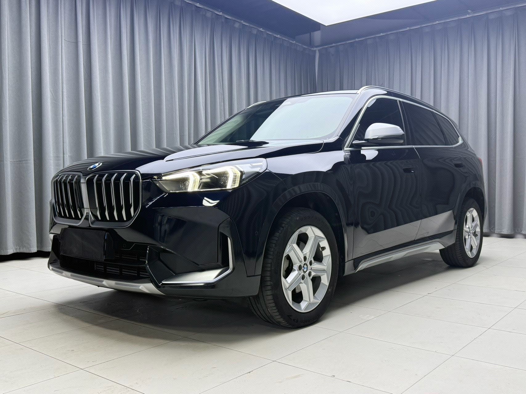 BMW X1 2023 immagine di auto 