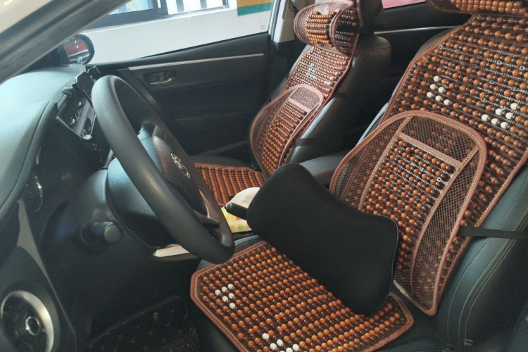 Toyota Corolla 2018 car image #15