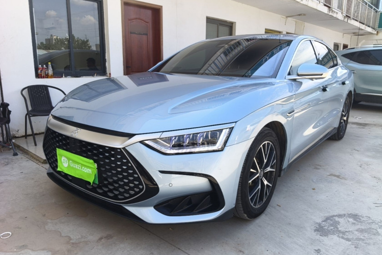 BYD Han 2023 image de voiture #2