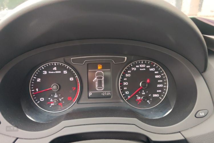 Audi Q3 2016 #13 Audi Q3 2016 car image #13