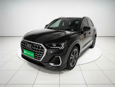 Audi Q3 2025 car image 