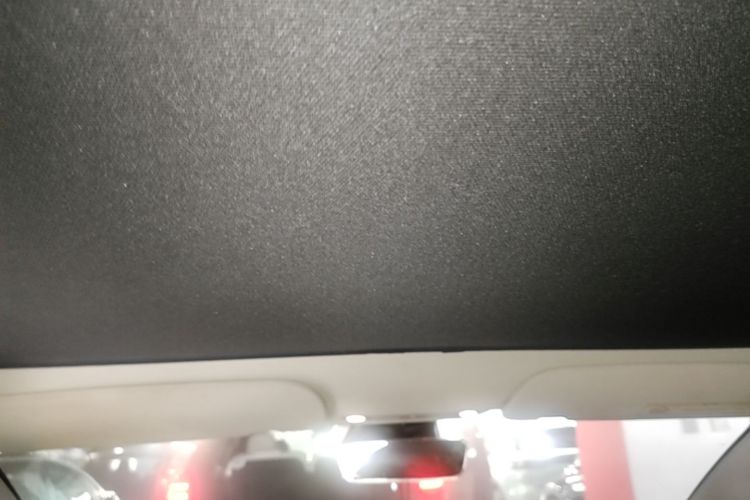Tesla Model 3 2023 car image #20