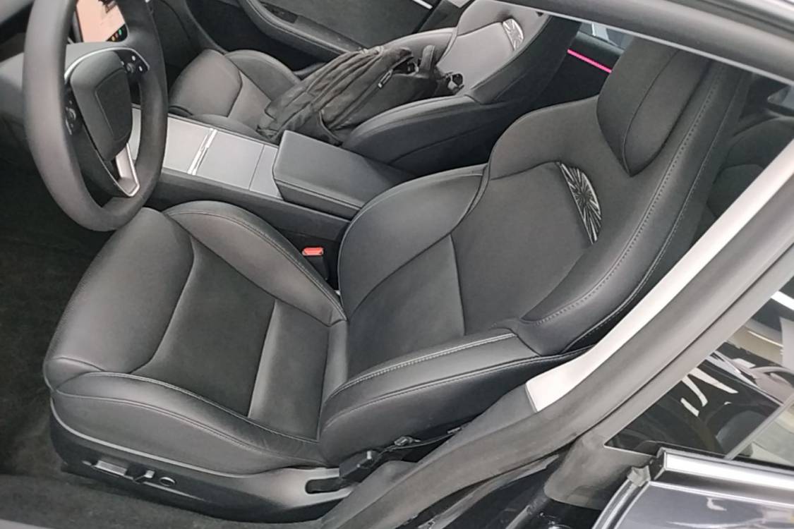 Tesla Model 3 2024 car image #12