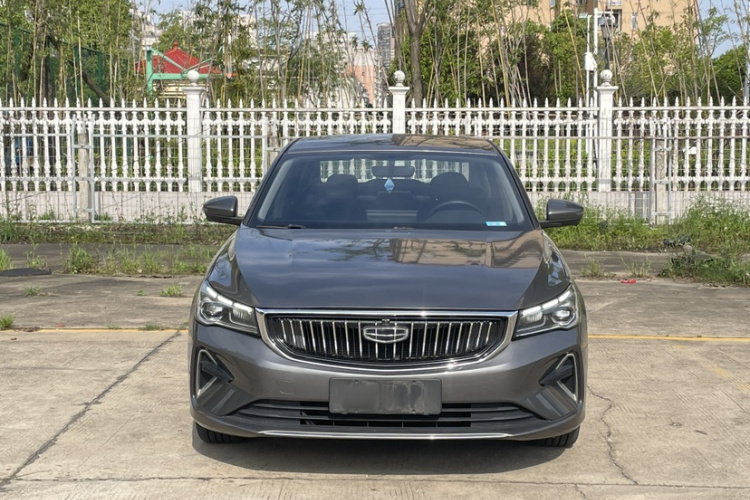 GEELY Emgrand 2022 #3 GEELY Emgrand 2022 car image #3