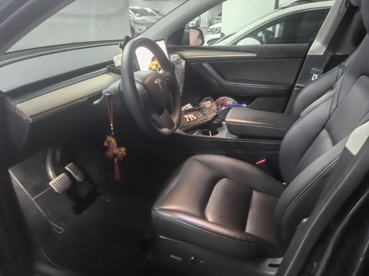 Tesla Model Y 2022 #5 Tesla Model Y 2022 immagine di auto #5