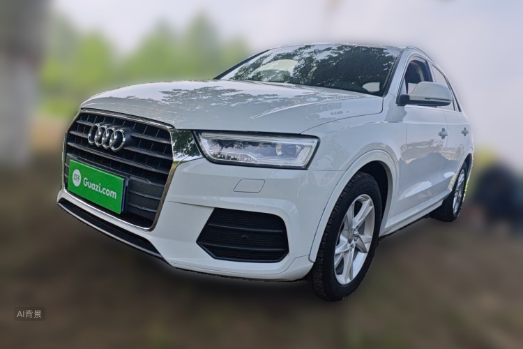 Audi Q3 2019 car image #2