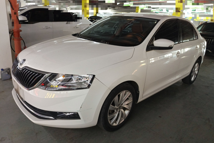 Skoda Rapid 2018 image de voiture #2