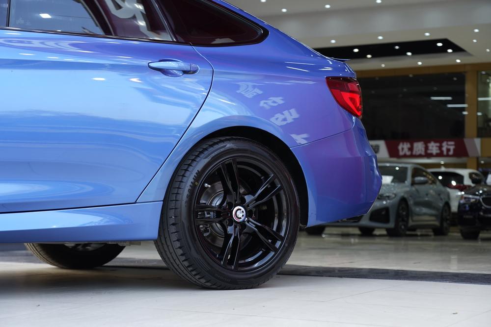 BMW 3 Series GT 2020 #8 BMW 3 Series GT 2020 car image #8