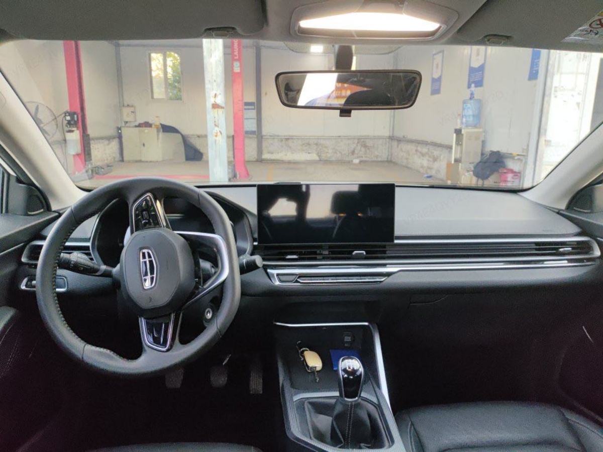 GEELY Emgrand 2023 #5 GEELY Emgrand 2023 car image #5
