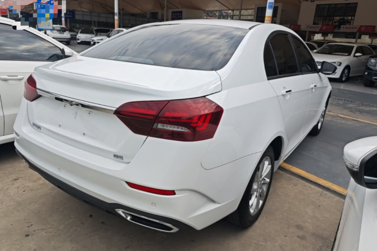 GEELY Emgrand 2021 car image #5