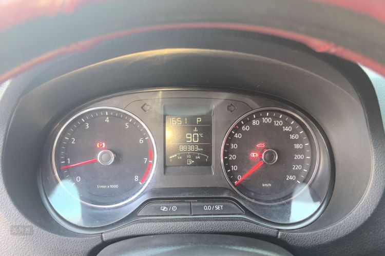 Volkswagen Polo 2015 #13 Volkswagen Polo 2015 изображение автомобиля #13