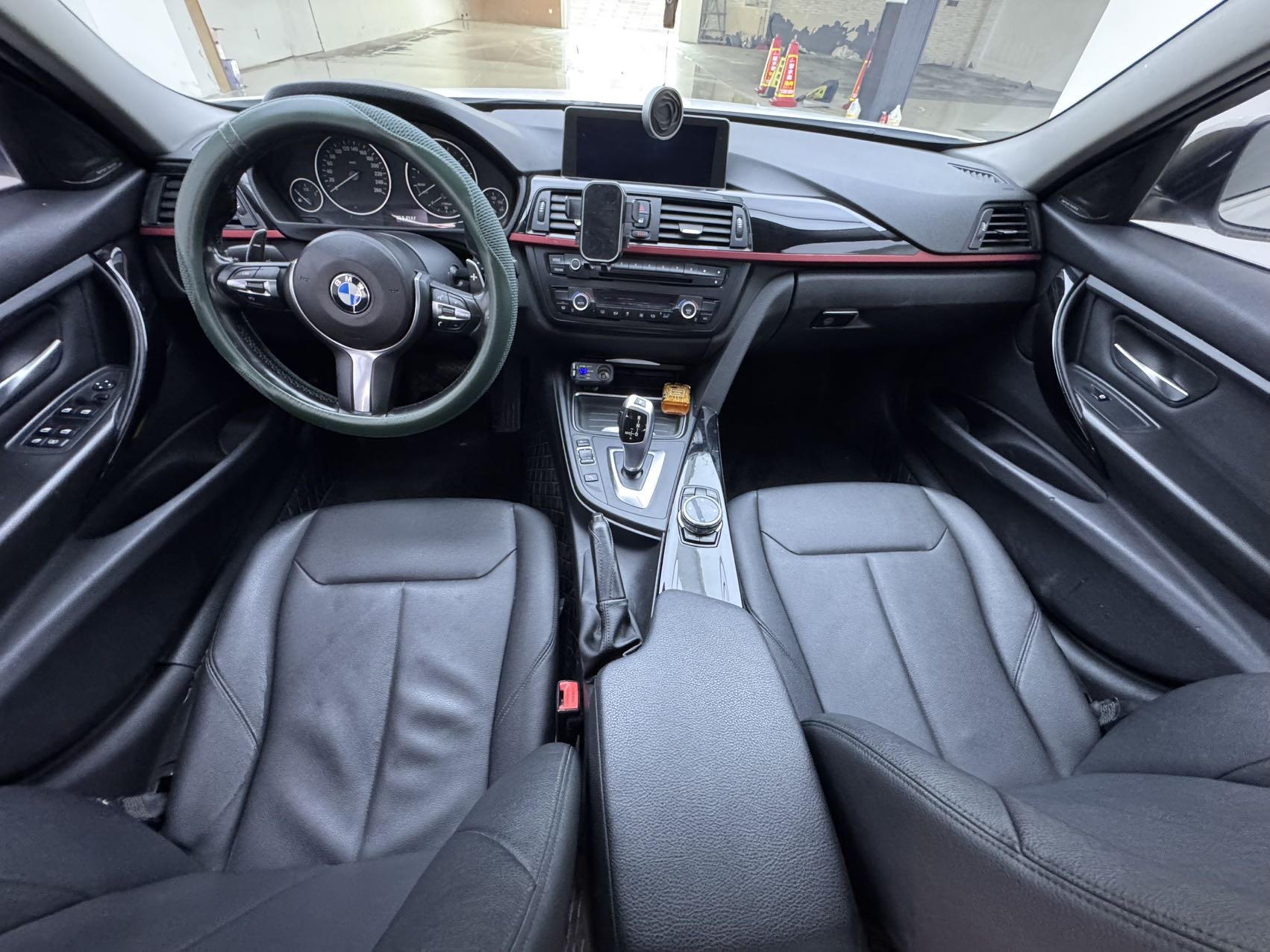 BMW 3 Series 2014 car image #8
