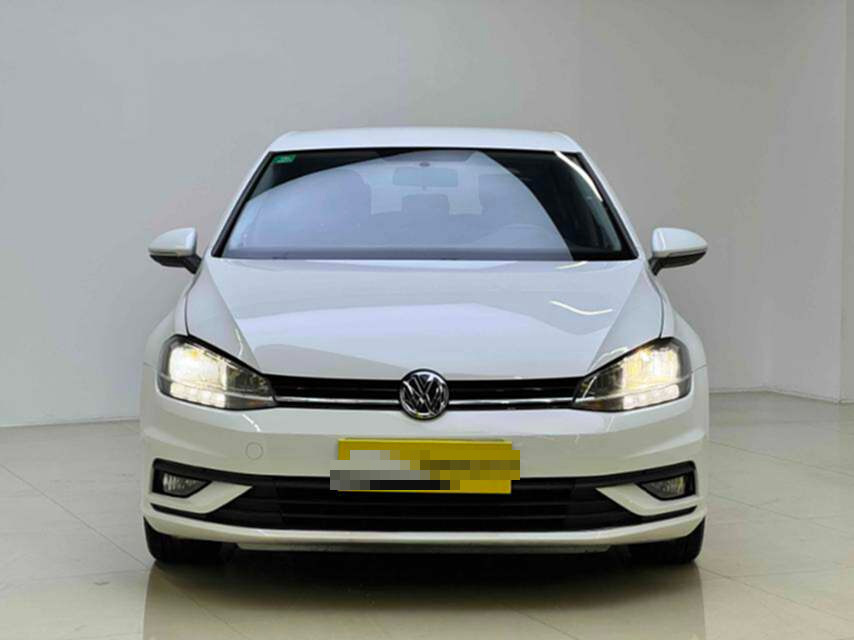 Volkswagen Golf 2019 car image #4