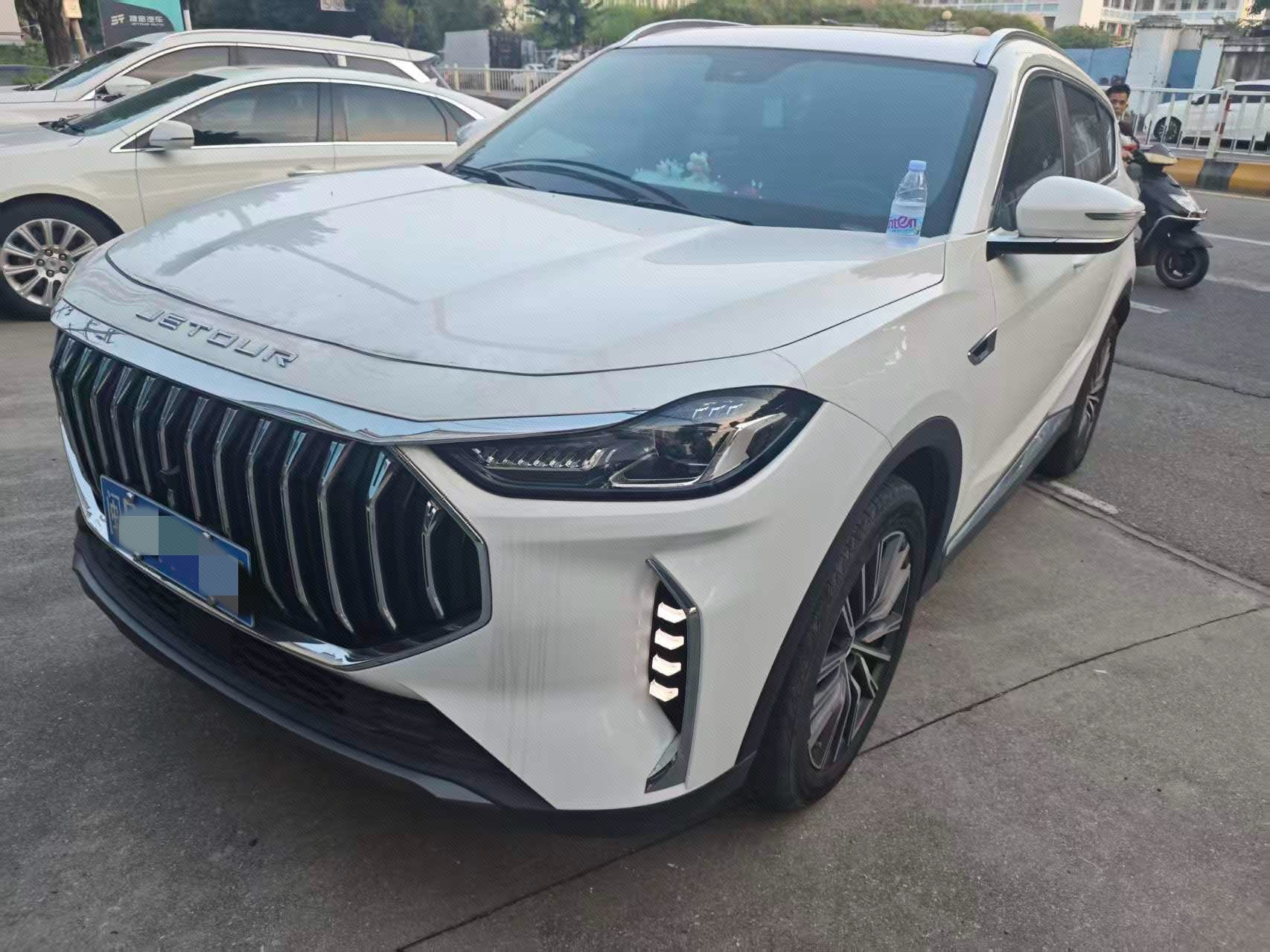 Jetour X70 PLUS 2025 car image 