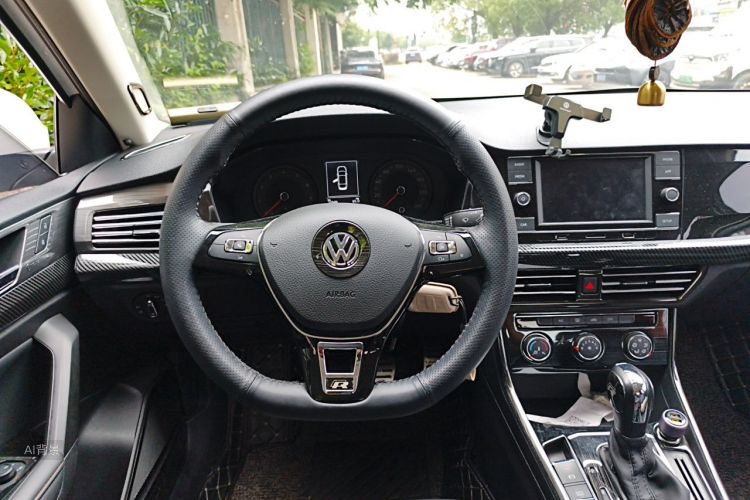 Volkswagen Lavida 2019 #12 Volkswagen Lavida 2019 car image #12