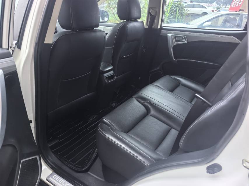 GEELY Vision X6 2017 car image #3