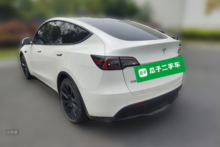 Tesla Model Y 2022 #5 Tesla Model Y 2022 car image #5