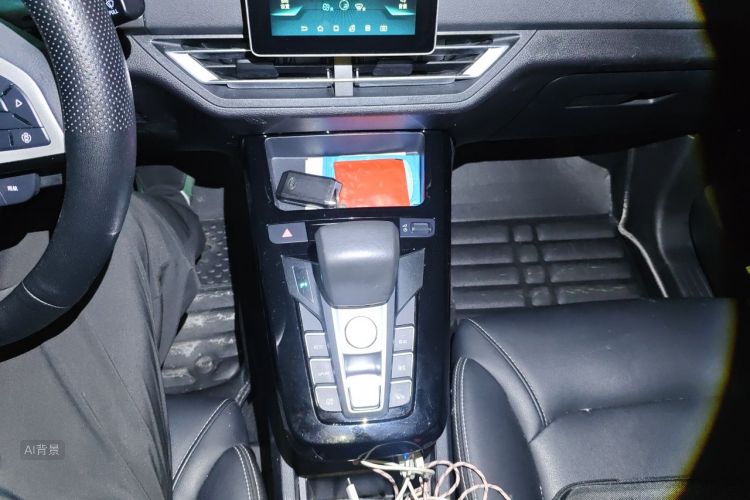 BYD Yuan New Energy 2019 immagine di auto #16